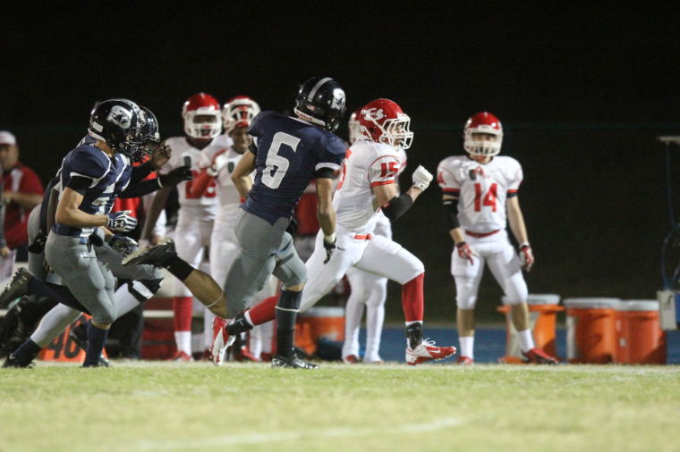 ShoemakerBeltonFootball49.JPG